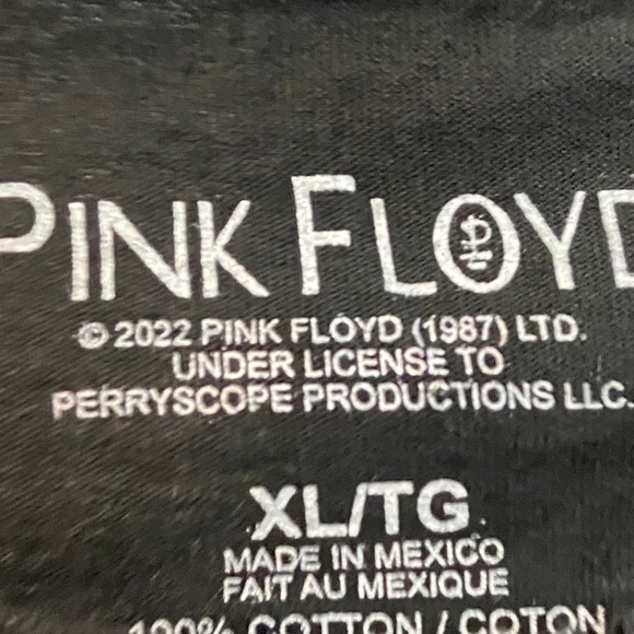 PINK FLOYD NWOT BAND TEE - Picture 3 of 4